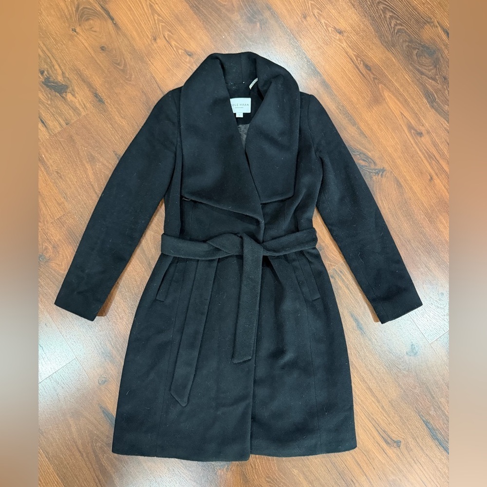 Cole Haan women's Wool Blend Belted Wrap Peacoat, Sz 2 Black - Picture 3 of 9